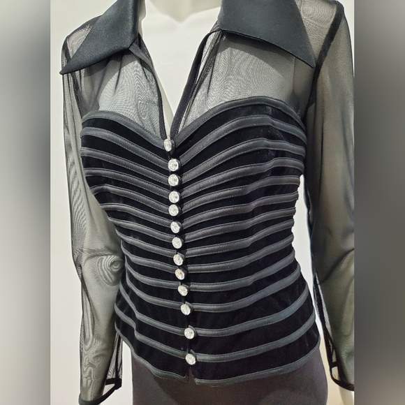 Top - Picture 3 of 7